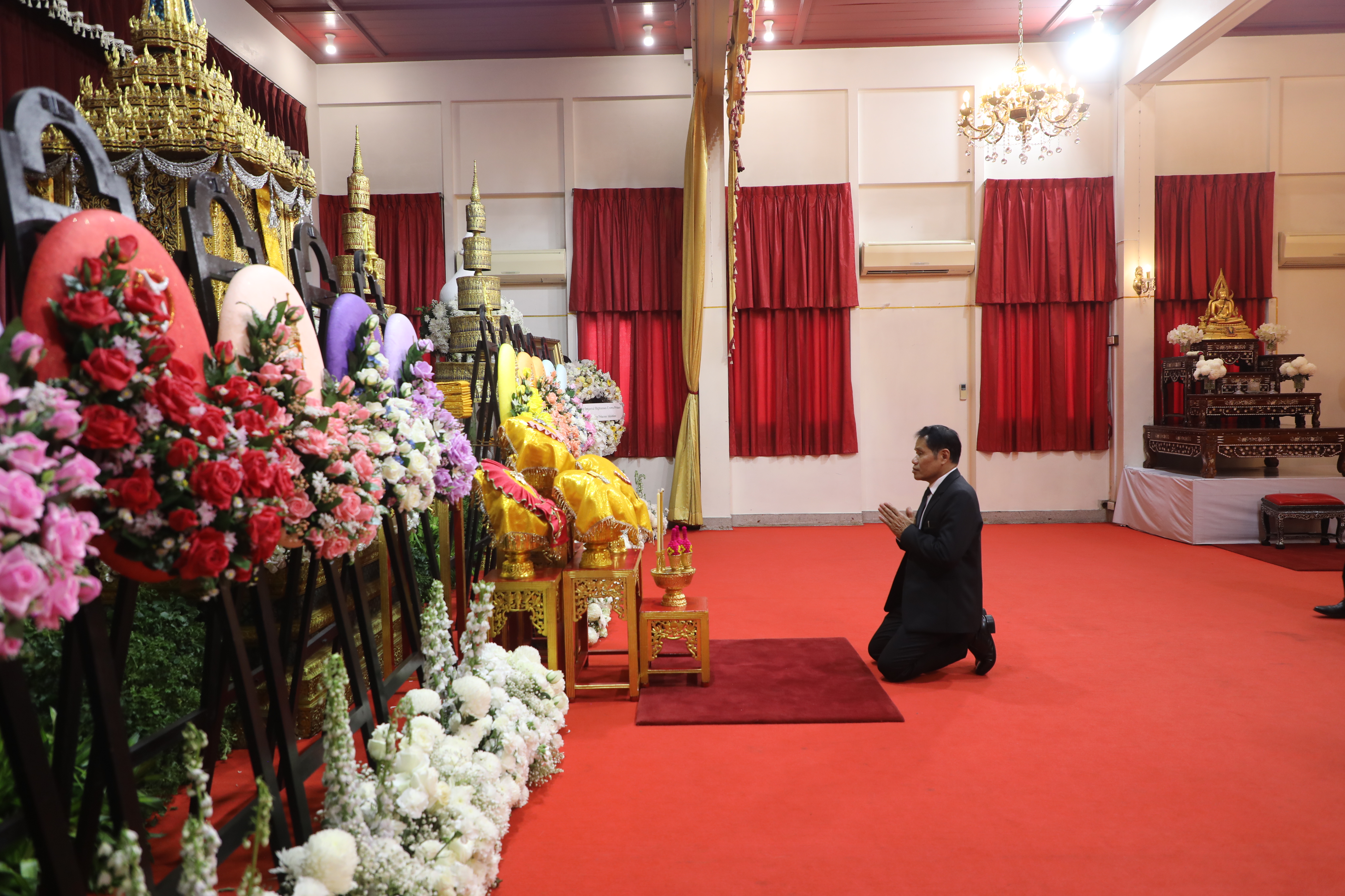 title - ส.ป.ก. ร่วมอาลัย เข้าร่วมงานสวดพระอภิธรรม นายจรัลธาดา กรรณสูต องคมนตรี อดีตปลัดกระทรวงเกษตรและสหกรณ์